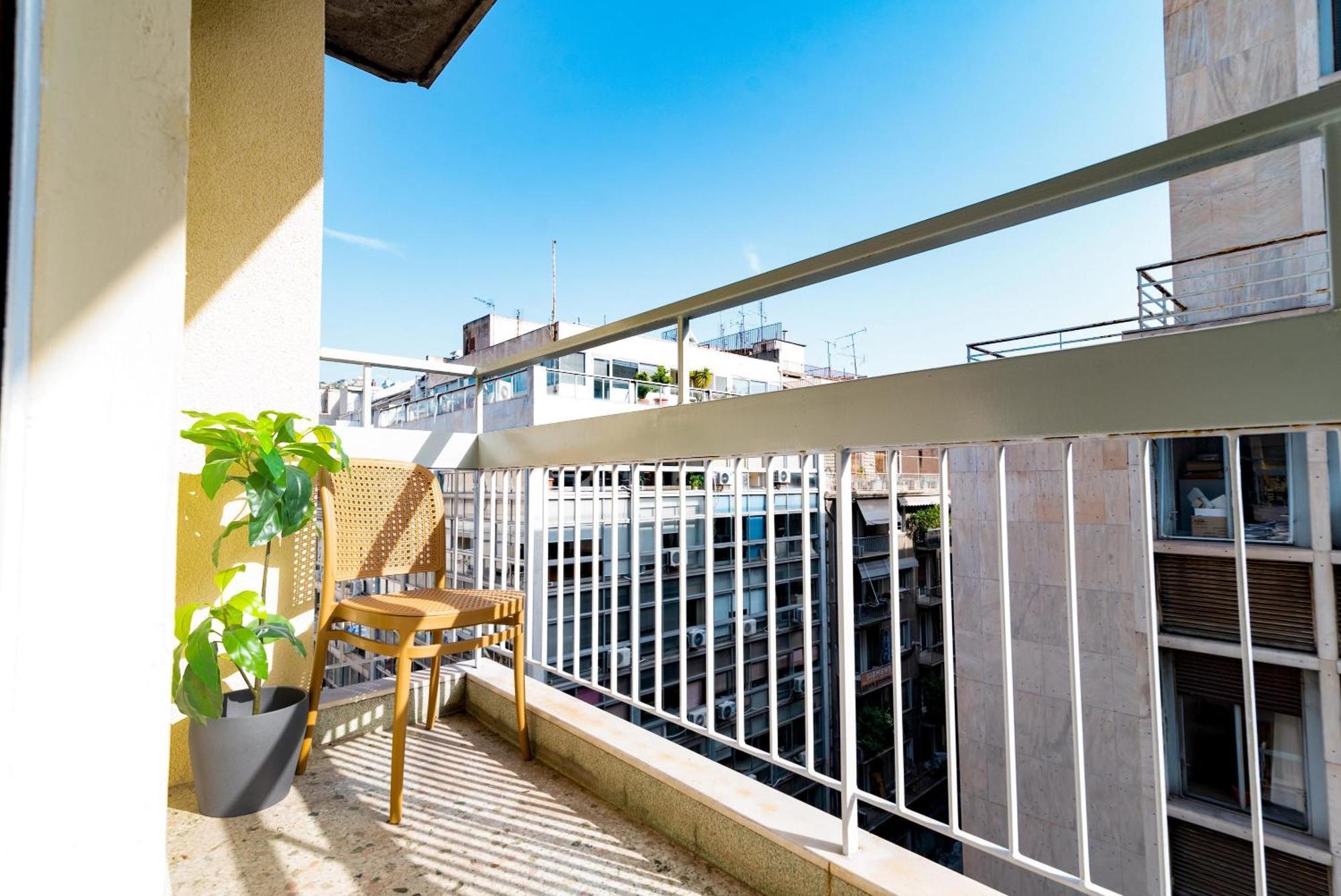 Exarchia Artistic Getaway For Groups Apartamento Atenas Exterior foto